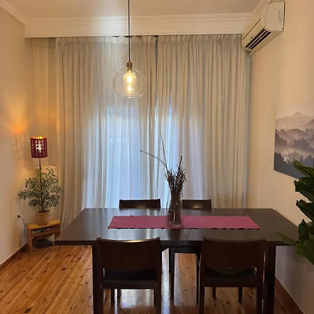 Florence House Next To White Tower *