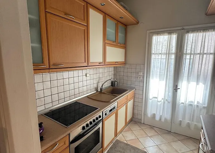 Florence House Next To White Tower Szaloniki